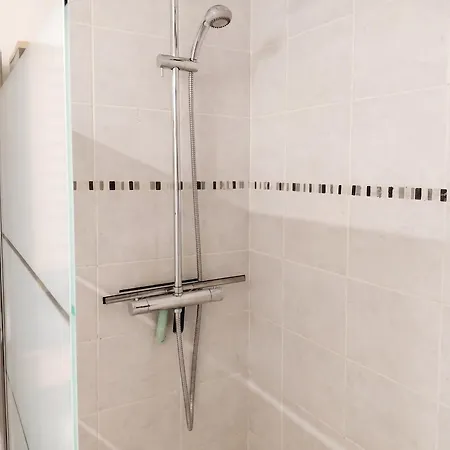 Appartement Accueillant A Les Carroz, 27 M², Vue Montagne Les Carroz d'Araches